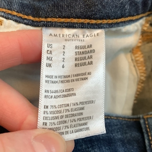 AEO Ne(x)t Level Stretch Dark Wash Distressed Cropped Skinny Jeans Women’s 2R - Picture 5 of 16